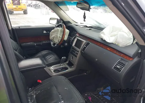 2010 Ford Flex Limited из США, поврежденный, VIN 2FMGK5DC8ABA25699